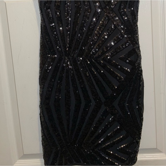 🥳🎊HOSTPICK🛍Lil Black Sequence Party Dress Pre Loved Like New 💃🏾SPARKLING 🪩 - Picture 13 of 16